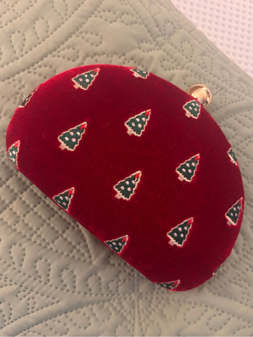 Shiraleah Holiday Purse NWT